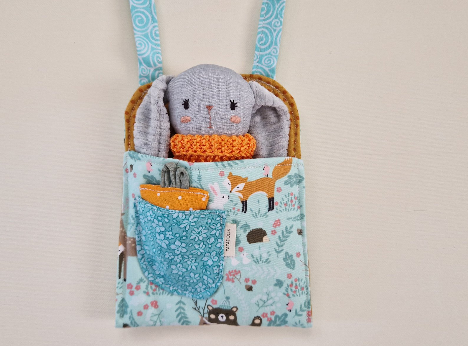Mini children's bag with a little fabric bunny and carrot