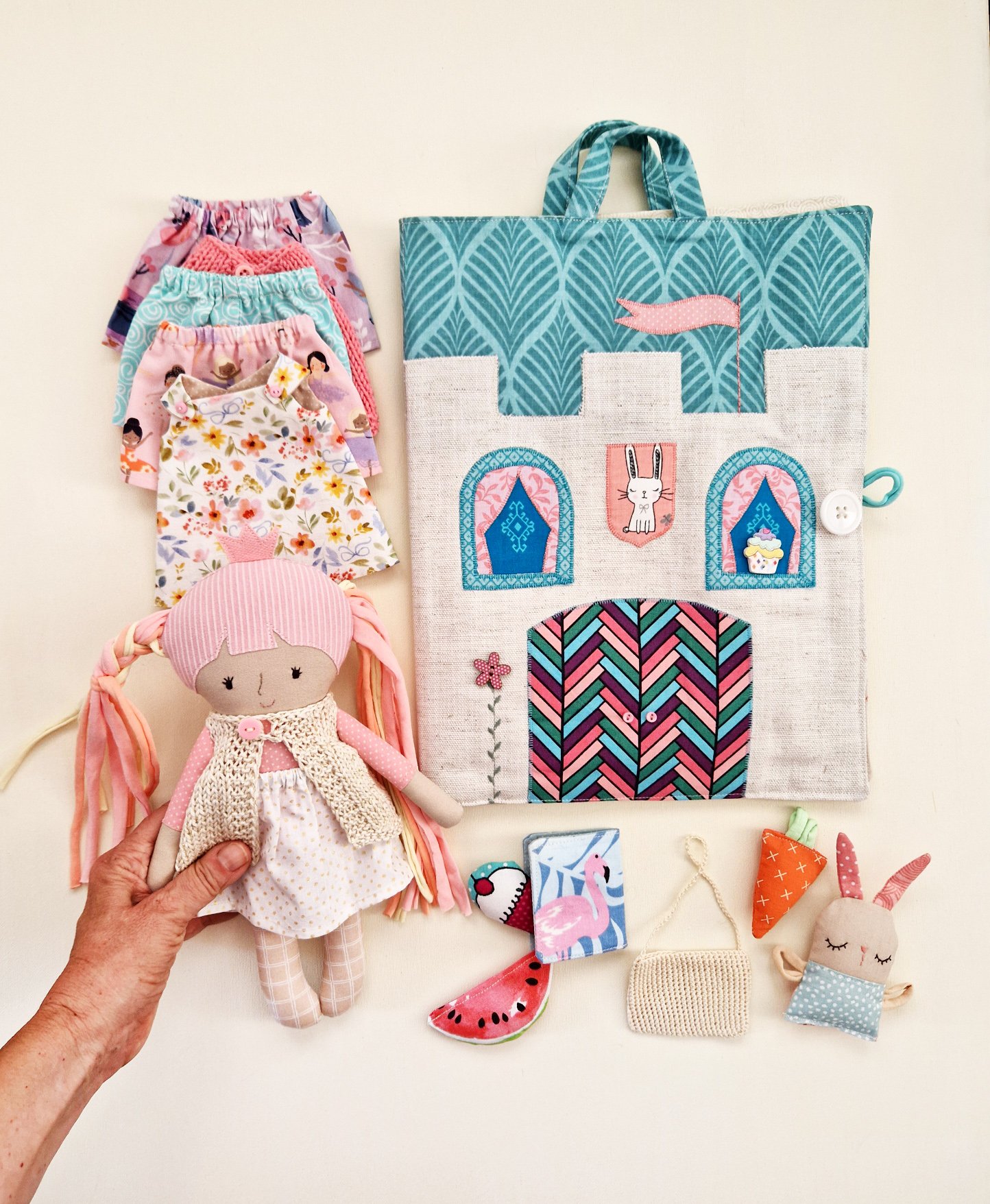 Princess play set with a portable castle and wardrobe